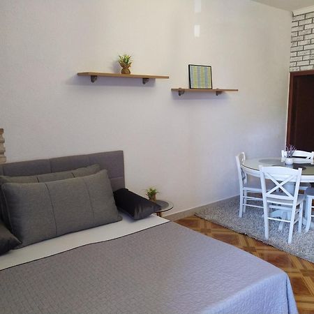 מאקרסקה Apartman Mia מראה חיצוני תמונה