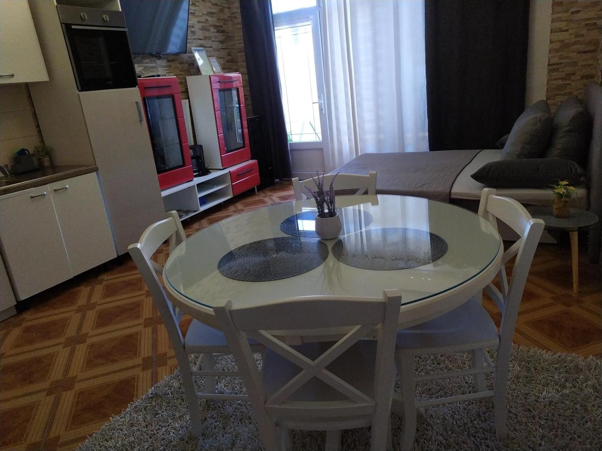 מאקרסקה Apartman Mia מראה חיצוני תמונה