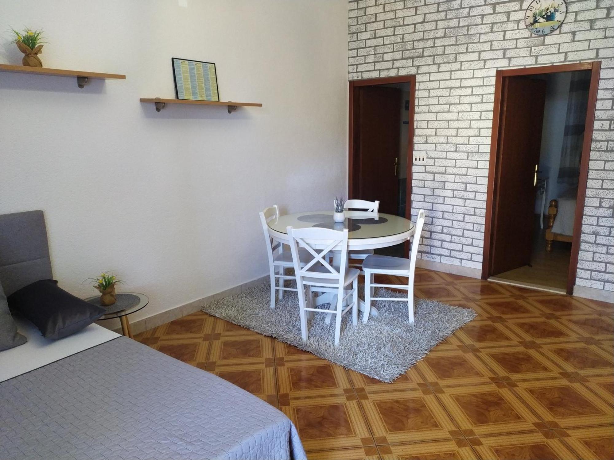 מאקרסקה Apartman Mia מראה חיצוני תמונה
