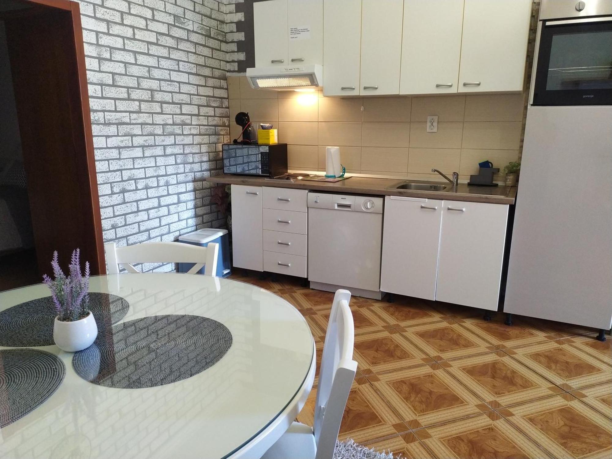 מאקרסקה Apartman Mia מראה חיצוני תמונה